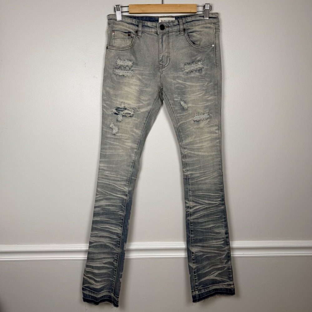 Blind Trust Distressed Light Wash Jeans
Men's Sz 32 x 33 Slim Straight Faded